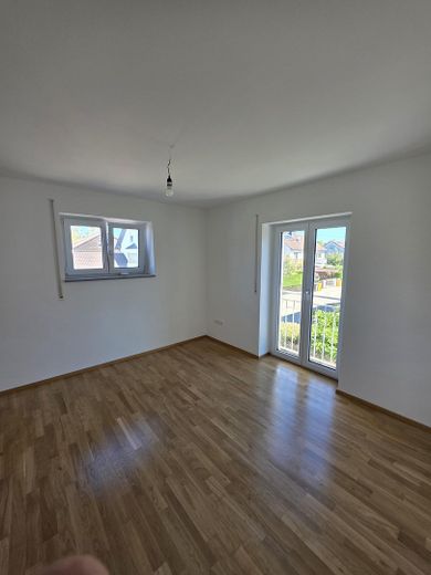 Augsburg-Inningen Bhf-nah 4 Zi  ETW 90m2 Süd-Loggia, Garten zustzl 18m2 UG Abst/WaKü – Zimm. 2
