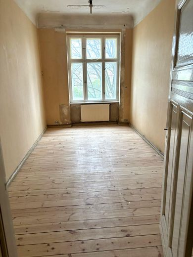 5-Zimmer Wohnung am Kolberger Platz – Zimmer