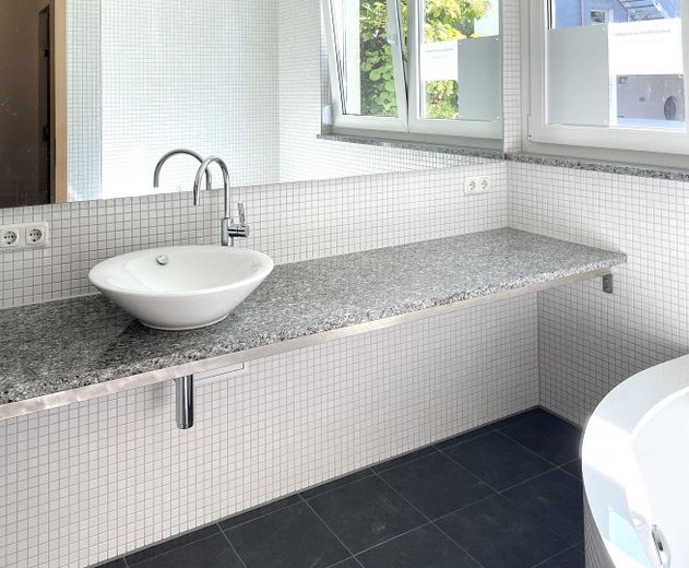 Badezimmer EG