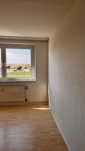 220 € | 59 qm | 3 ZKB Balkon | Günstige Fernwärme – Foto 5