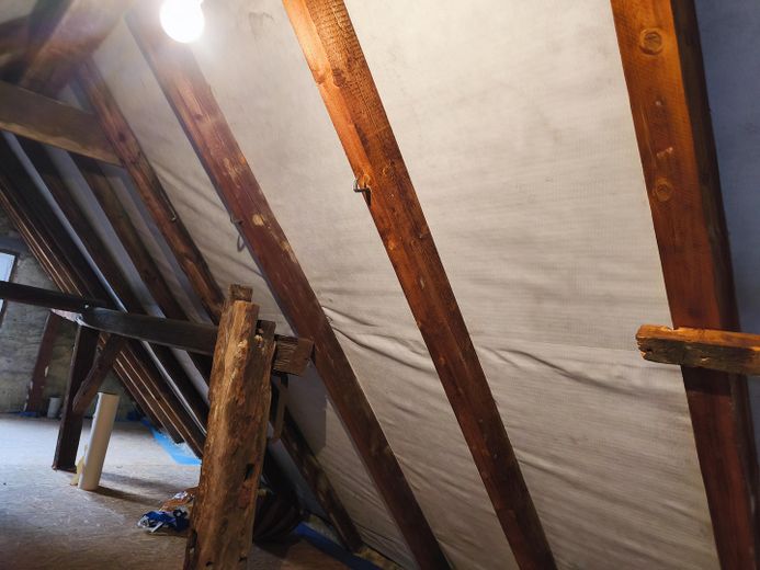 Na sprzedaż uroczy dom jednorodzinny ze stodołą i pomieszczeniami gospodarczymi w sercu 61239 Ober-Mörlen – Photo 21