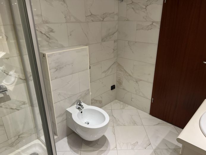 Otwarty 2-pokojowy apartament z balkonem i widokiem na Johannisberg – Bad modernisiert