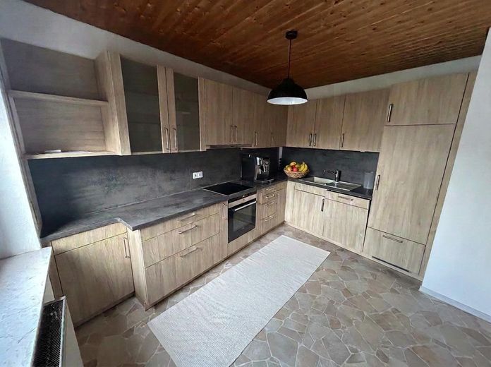 Familienparadies mit Traumgarten am Leiselsee – ruhiges Wohnen mit perfekter Anbindung – Küche