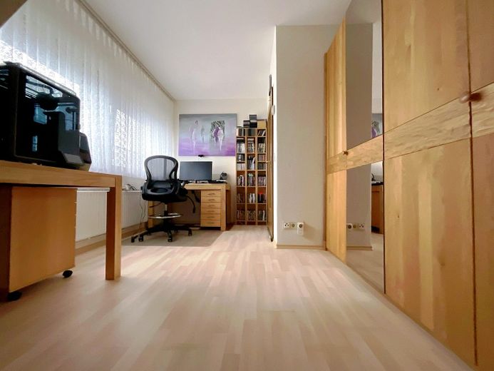 Büro 1. Obergeschoß