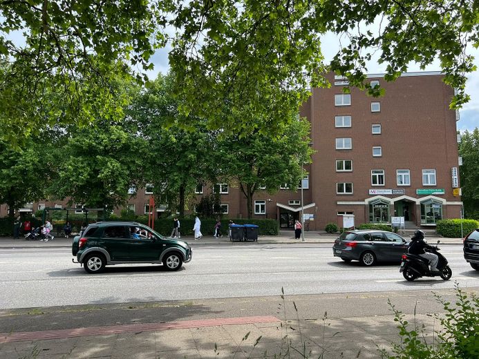 4 Zimmer Wohnung mit Balkon und Tiefgaragenstellplatz – Aussicht