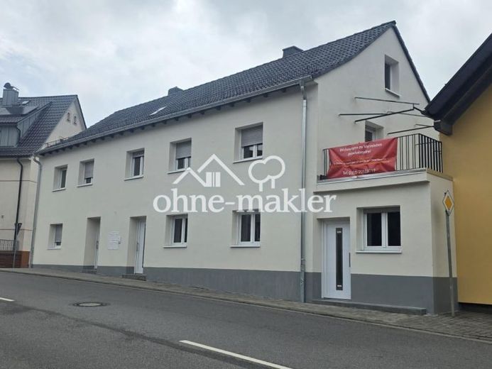 Hochwertige 3 Zimmer Wohnung mit Parkplatz – Foto 1