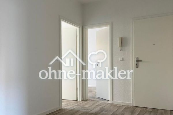 Erstbezug nach Sanierung – moderne 4-Zimmer-Wohnung mit Balkon und Blick ins Grüne