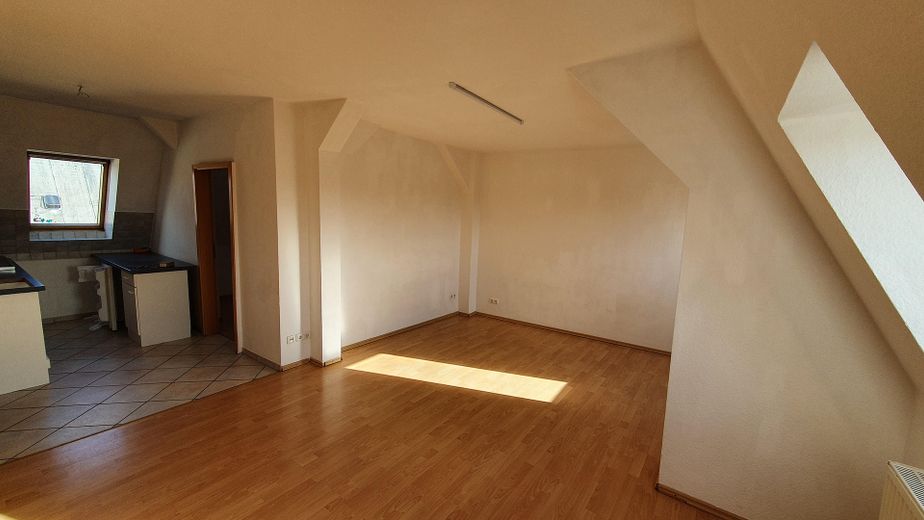 Kapitalanlage mit 7 Wohneinheiten – DG