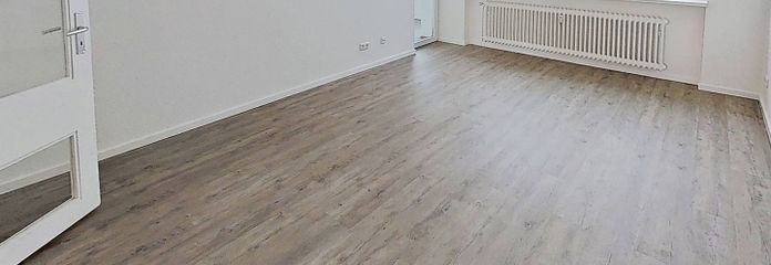 Moderne 3-Zimmer-Wohnung mit EBK und WINTERGARTEN in Kappeln-Ellenberg – Ansicht I: Wohn- und Esszimmer