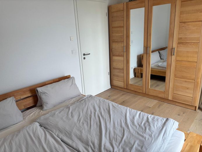 Moderne Neubau-Wohnung für Singles und Paare – Schlafzimmer