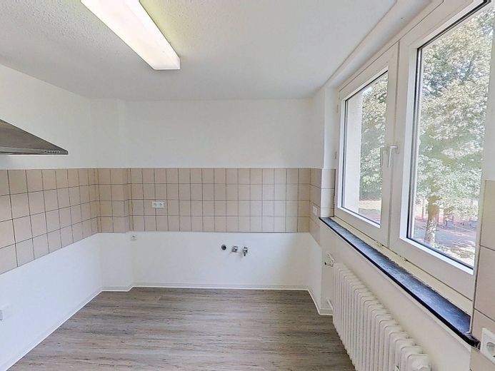 Ampio appartamento di 4 locali con BALCONE e tanto comfort a Paderborn-Sennelager – Ansicht I: Küche