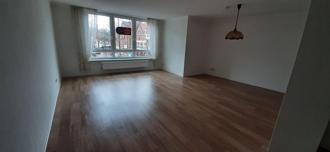 Wohnzimmer = WZ 1
