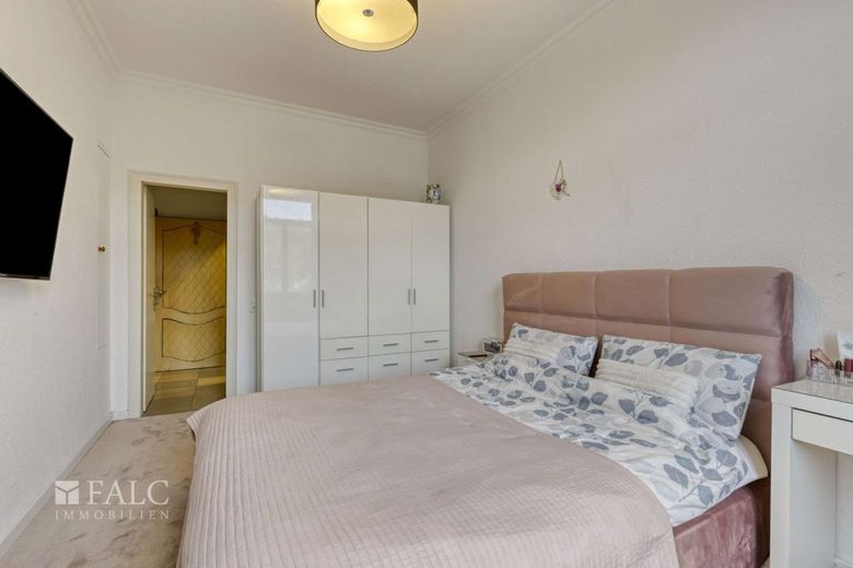 Maximale Rendite! Großzügige Wohnresidenz als starke Kapitalanlage – Schlafzimmer EG