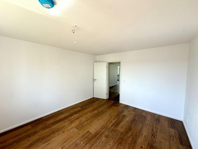 Tolle und gemütliche 3,5-Zimmer-Wohnung im beliebten D-Programm-Viertel von Amberg – Schlafzimmer
