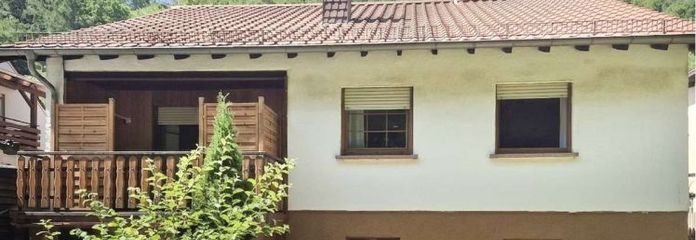 Reduced-price single-family home in Obernheim-Kirchenarnbach – Your new home with a garden awaits