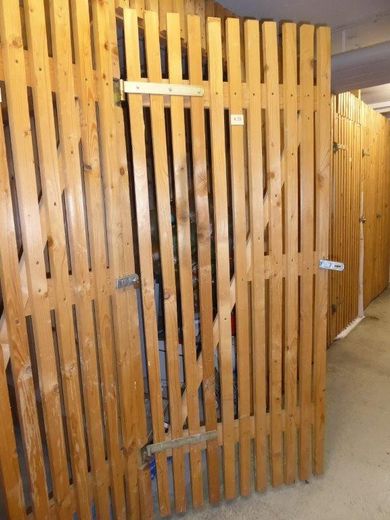 von Privat: Sehr gepfl. Appartement in begehrter Lage Schloßstrasse! Kapitalanleger o. Selbstbezug! – Kellerabteil B