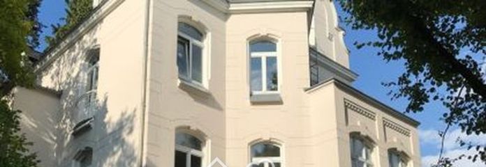 2-Zimmer-Wohnung in Altbauvilla