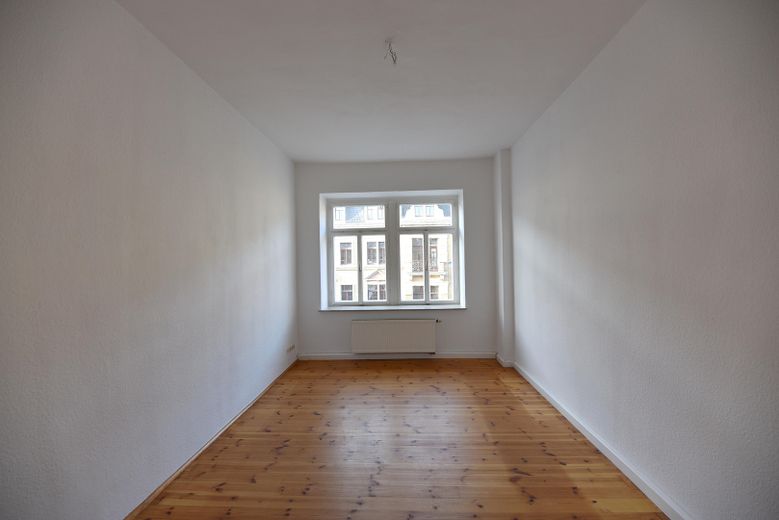 Johannstadt, Nähe Medak, Schöne 4-Raum-Wohnung mit Dielenfußboden und Balkon – Zimmer 2