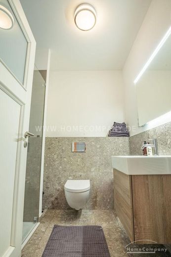 ***Exklusive, voll möblierte 5-Zimmer-Gartenwohnung in Bestlage München-Solln – 66def2e17dc667a7153c261845d09c9e5a85a388.jpg
