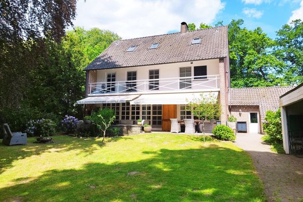 Elegante casa unifamiliare a Oberneuland