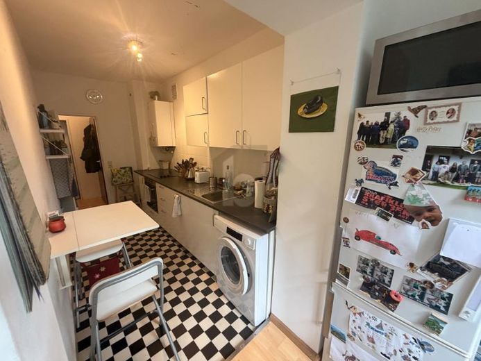 ZWEI-ZIMMER-PERLE IN FREIBURGS OBERWIEHRE – Foto 1