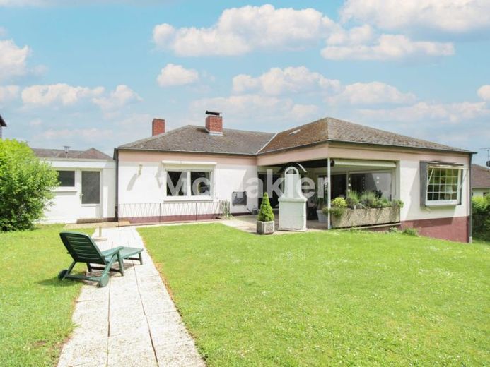 Großzügiges Familienhaus in ruhiger Sackgassenlage mit tollem Garten und vielen Nutzungsoptionen – Foto 1