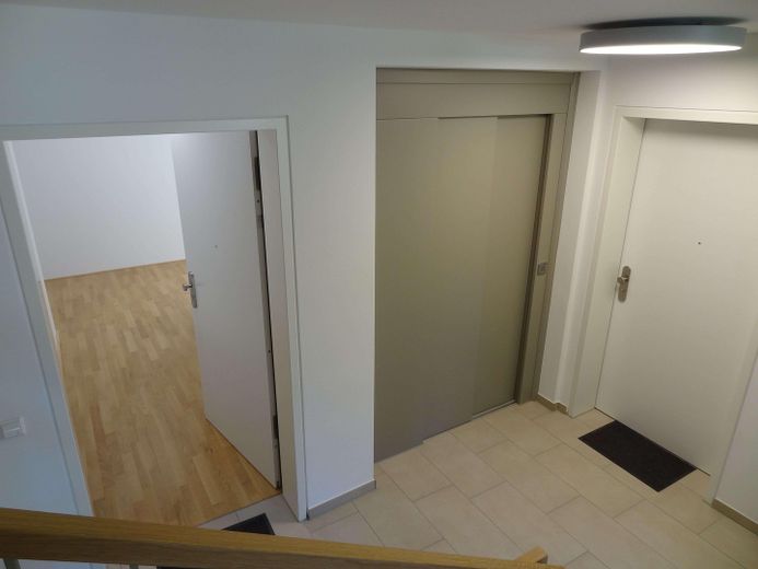 Nieuwbouw, eerste bewoning: hoogwaardige 2-kamerwoning op toplocatie in de Klosterhof in Ulm-Söflingen – Wohnungseingang