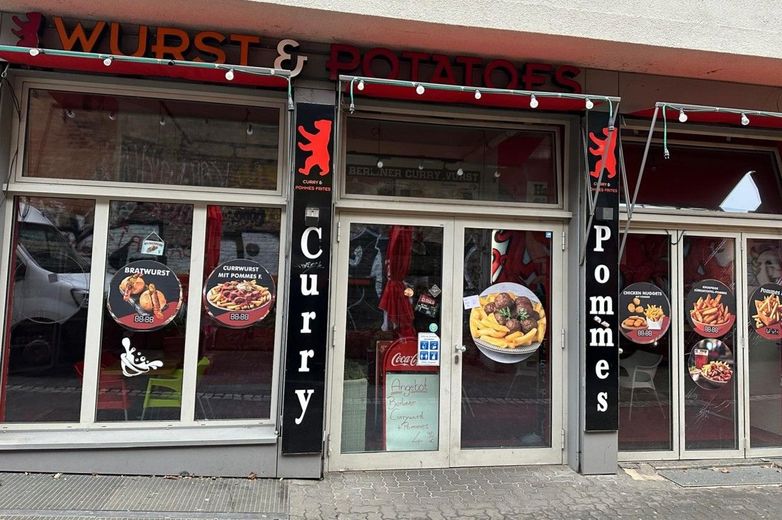 Moderner Imbiss mit Restaurant direkt am Hackeschen Markt – WhatsApp Bild 2025-01-28 um 12.40.05_d806f74d