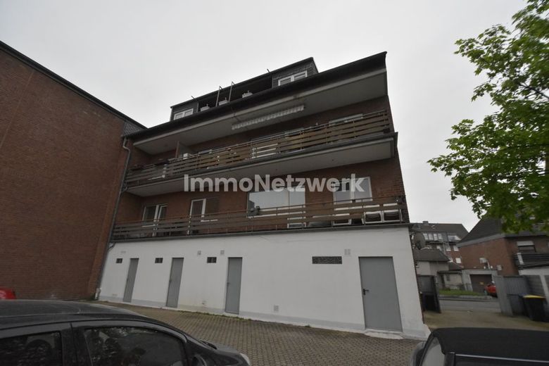 Rückfront &amp; Balkone