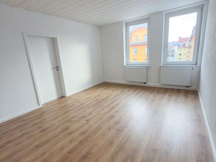 appartamento ristrutturato a Hof - non lontano dalla Freiheitshalle - circa 82 m² di superficie abitabile – Foto 1