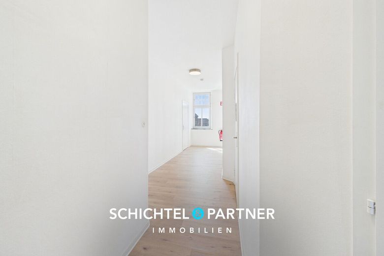 Groß Mackenstedt | Großzügige Maisonette-Wohnung in gutangebunder Lage – S&amp;P | Flur