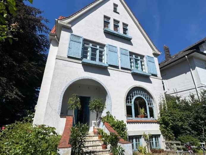 Splendida villa in stile Liberty in posizione privilegiata a Eutin in vendita – Foto 1