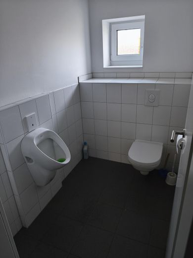 WC Herren im EG