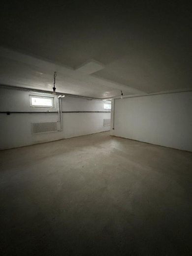 Kernsaniertes Einfamilienhaus mit modernem Anbau – Foto 12