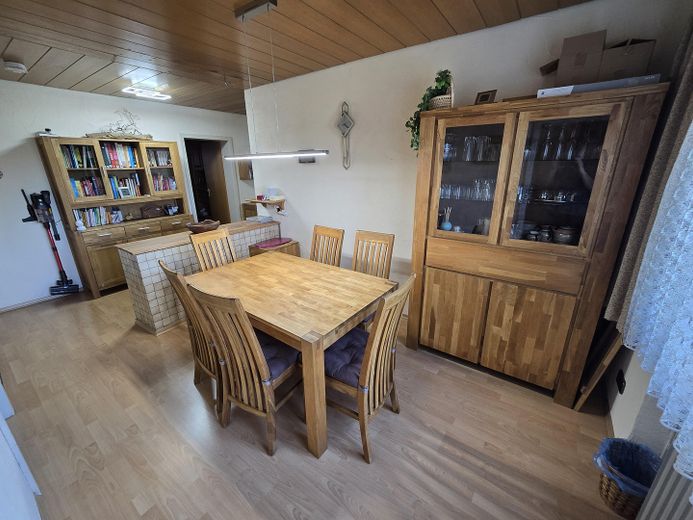 Wangen'de kış bahçeli geniş 108 m² daire – Esszimmer