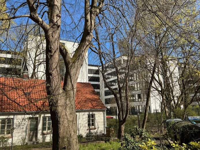 Flexibel indeelbare praktijk- en kliniekruimtes in de directe nabijheid van de Asklepios Klinik Barmbek – Nachbarbebauung Neubau
