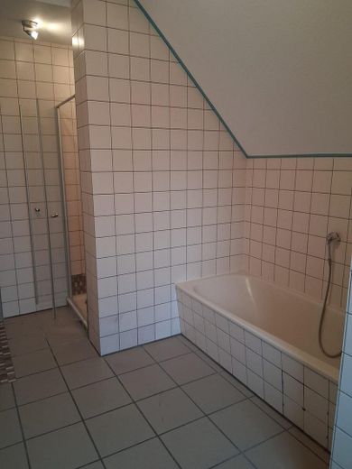 *PROVISIONSFREI* in Lüdinghausen- Einfamilienhaus, Mehrgenerationhaus, Kapitalanlage – OG BAD