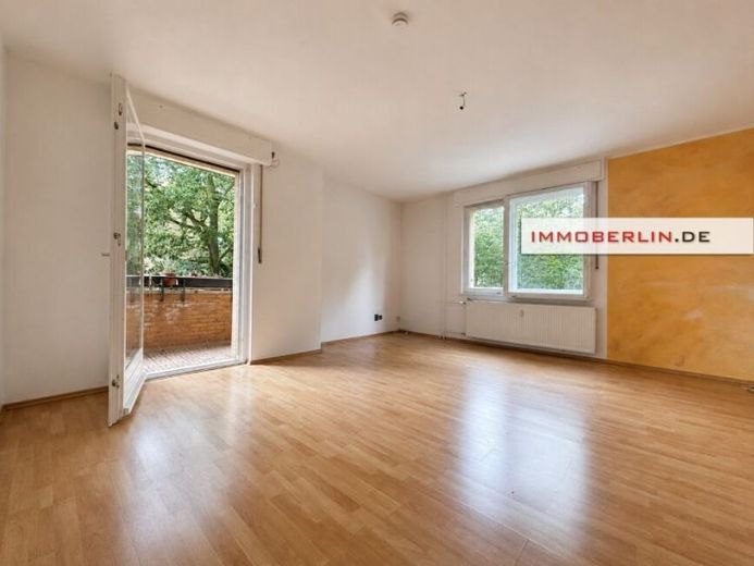 IMMOBERLIN.DE - Harmoniously Positioned Apartment with Southwest-Facing Balcony – Photo 1