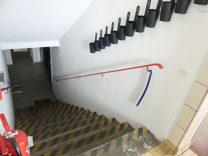 Büro EG zu Umkleiden Bhf-912