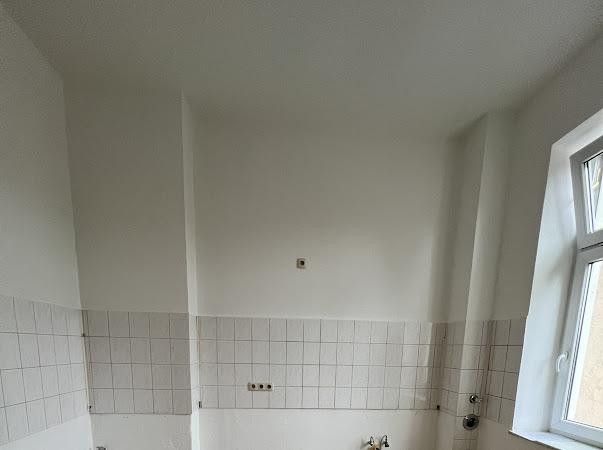 3-Raumwohnung mit PKW-Stellplatz, Küche und Keller – Foto 11