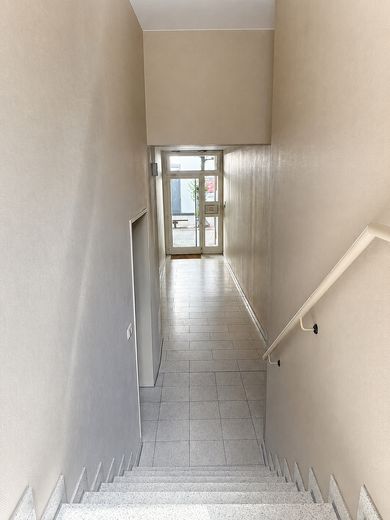 Inmueble comercial cercano al ayuntamiento en el centro de Velbert – Treppenhaus EG