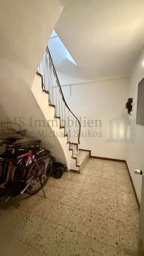 *** Kapitalanlage: Dreifamilienhaus mit stabilen Mieteinnahmen in Lampertheim *** – KG Hausflur Ansicht 2