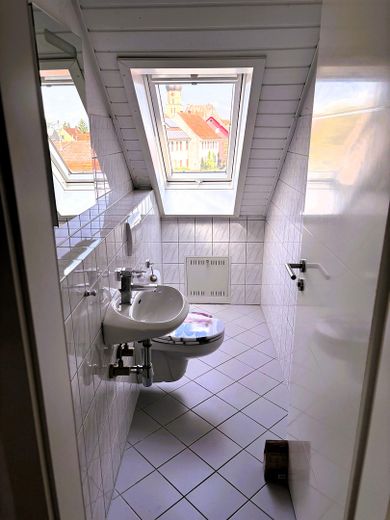 Gäste WC mit Fenster