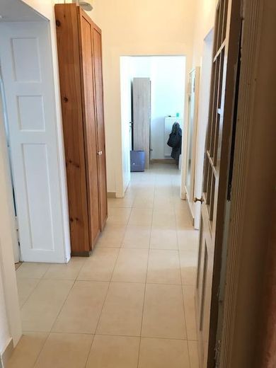 Gang in die Wohnung