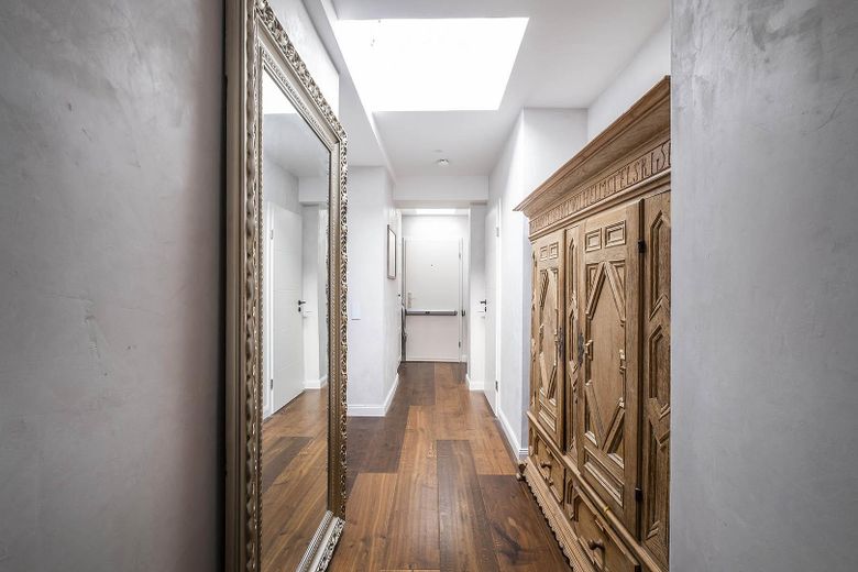 Appartamento loft unico con potenziale terrazza sul tetto a Ottensen – Foto 22