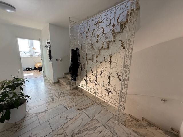 1OG Flur / Treppenhaus