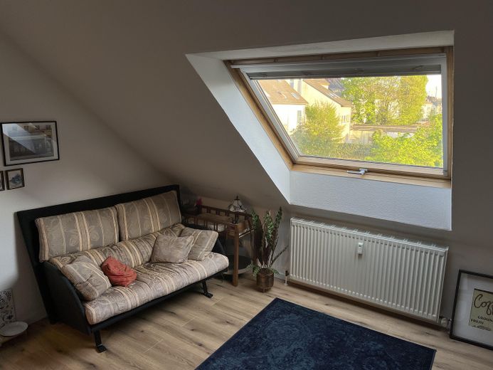 Vermietete Maisonette in Essen "WE176" | 6,30 % Bruttorendite | provisionsfrei | Paketoption – Wohnbereich Blick 1