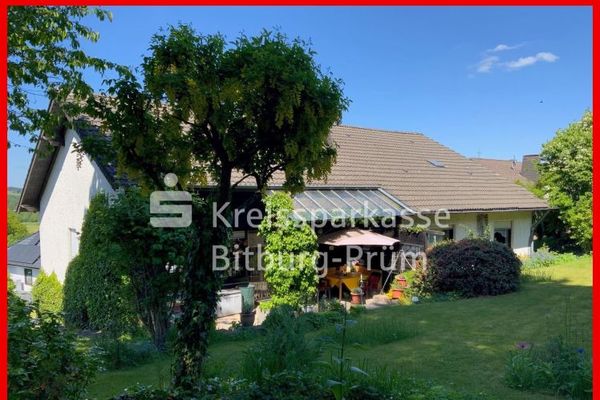 Einfamilienhaus mit Garage in sehr guter Wohnlage
