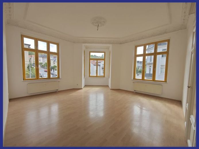 Großzügige Wohnung im Altbau – Foto 1