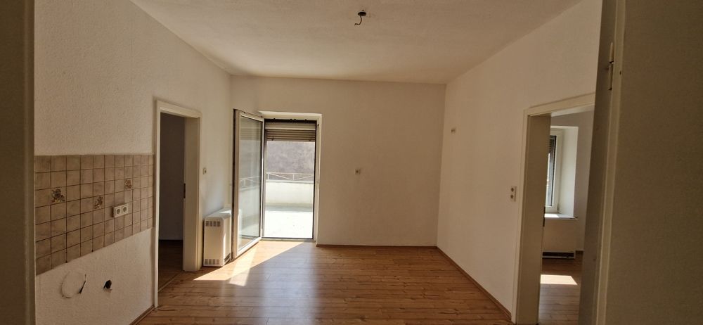 4 ZKB mit Terrasse zu vermieten in Pirmasens-Niedersimten – Küche